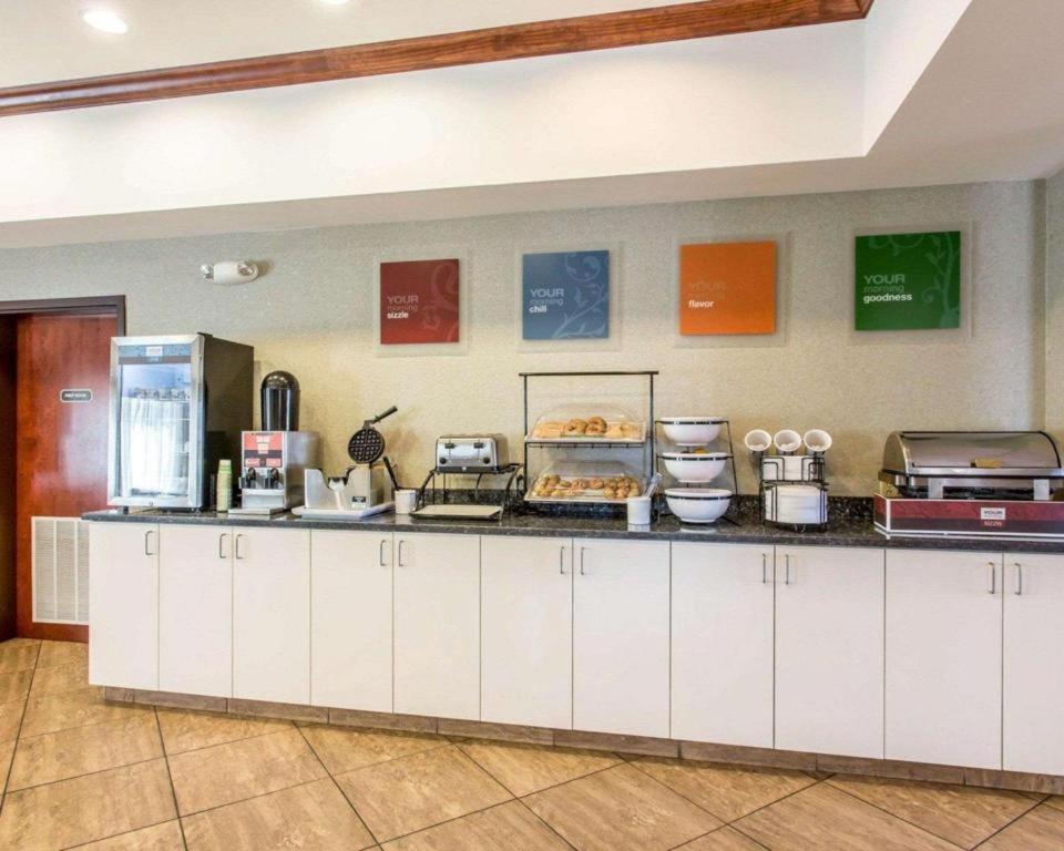 Comfort Inn & Suites Madisonville Ngoại thất bức ảnh