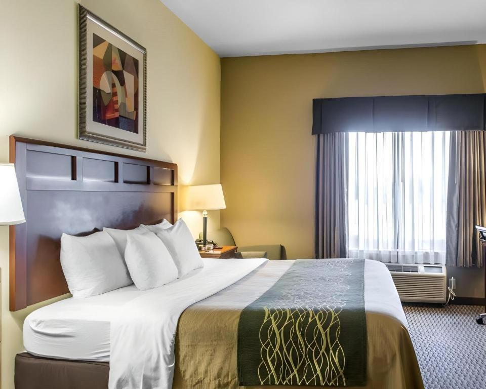 Comfort Inn & Suites Madisonville Ngoại thất bức ảnh