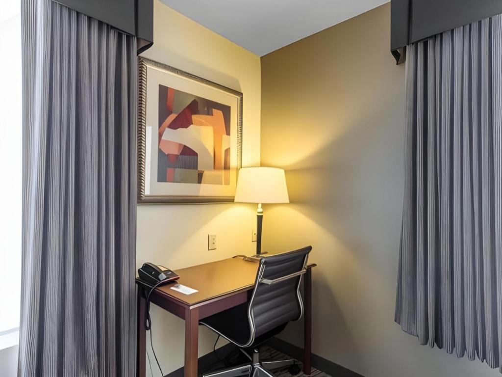 Comfort Inn & Suites Madisonville Ngoại thất bức ảnh