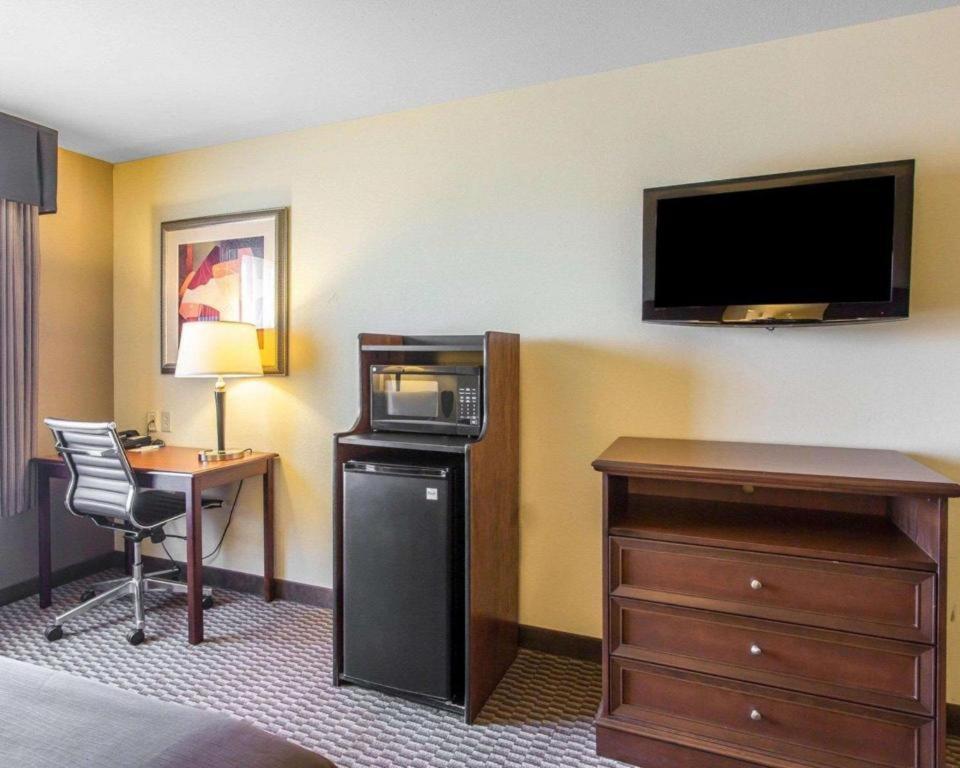 Comfort Inn & Suites Madisonville Ngoại thất bức ảnh
