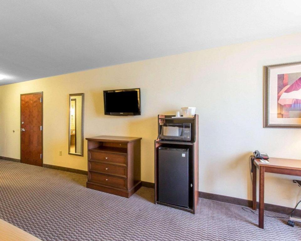 Comfort Inn & Suites Madisonville Ngoại thất bức ảnh