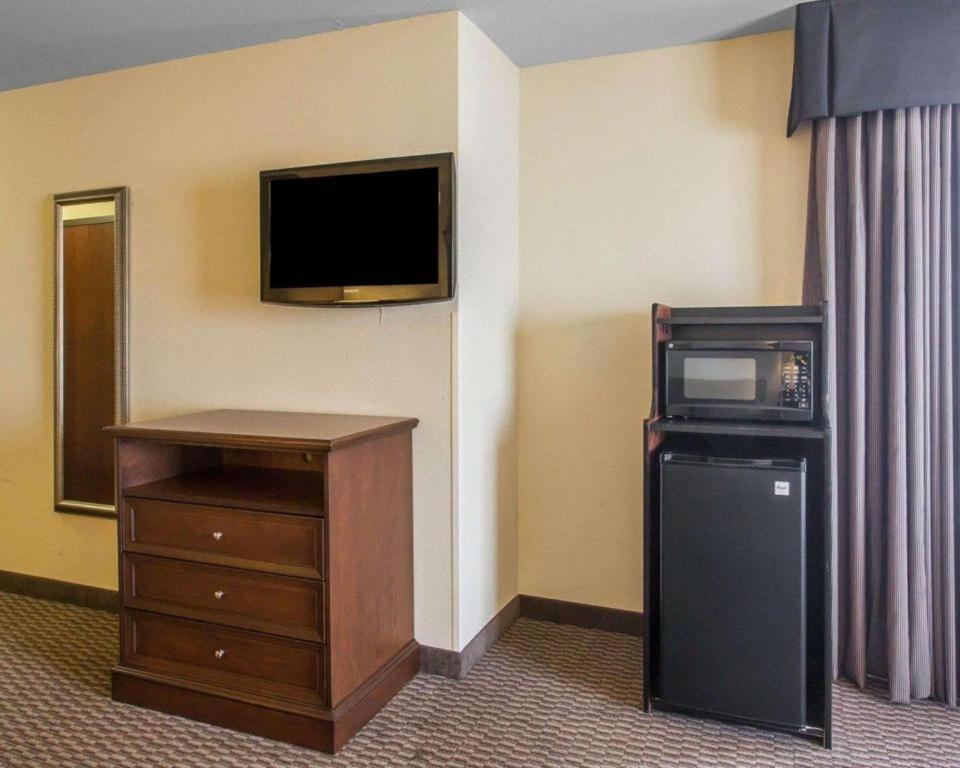 Comfort Inn & Suites Madisonville Ngoại thất bức ảnh