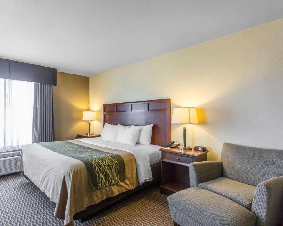 Comfort Inn & Suites Madisonville Ngoại thất bức ảnh