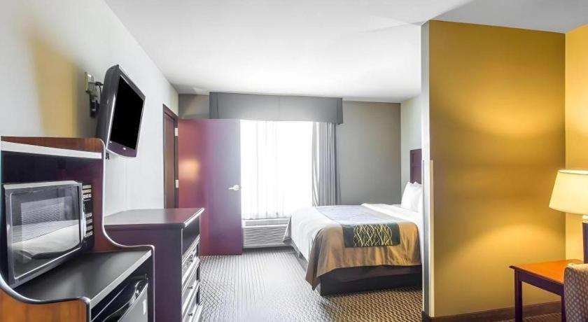 Comfort Inn & Suites Madisonville Ngoại thất bức ảnh