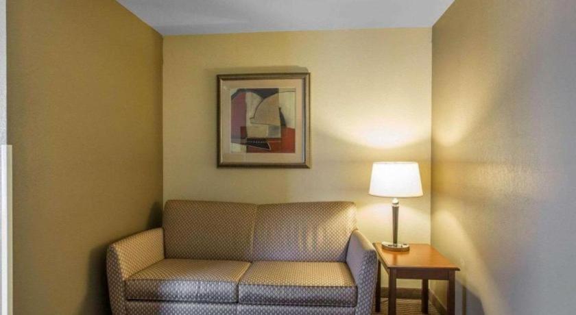 Comfort Inn & Suites Madisonville Ngoại thất bức ảnh