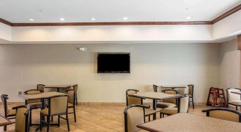 Comfort Inn & Suites Madisonville Ngoại thất bức ảnh